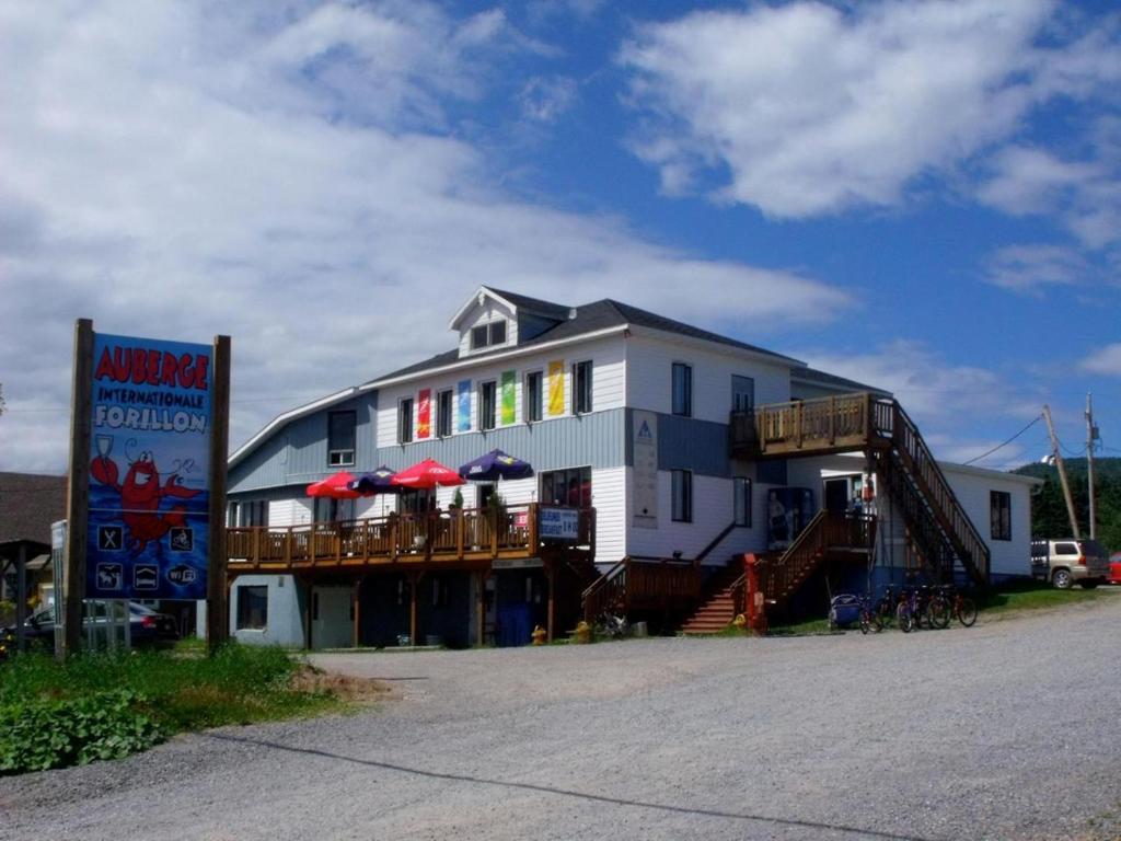 Le Carabobo Auberge Forillon Gaspé Εξωτερικό φωτογραφία