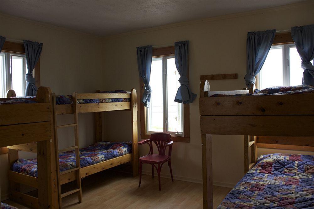 Le Carabobo Auberge Forillon Gaspé Εξωτερικό φωτογραφία