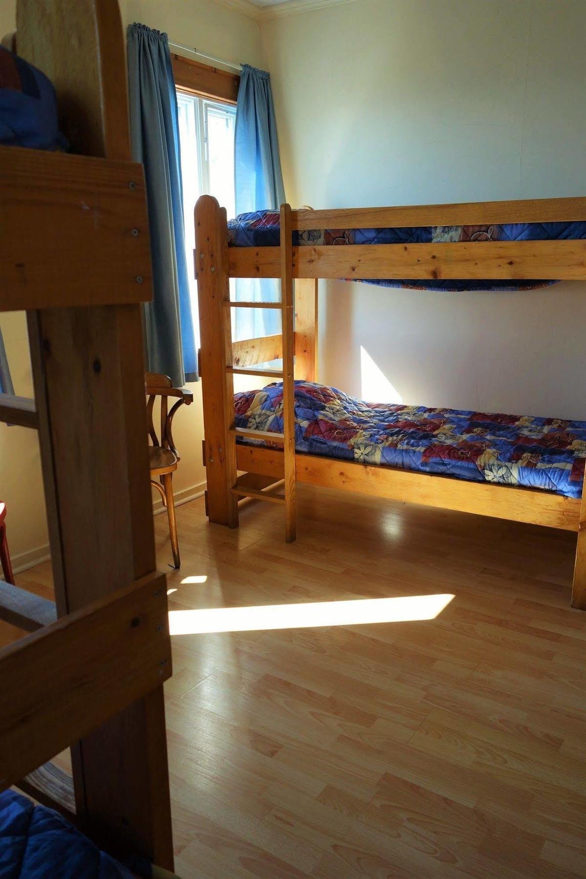 Le Carabobo Auberge Forillon Gaspé Εξωτερικό φωτογραφία